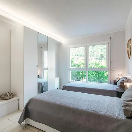 Spacious Joivy Apt In Stunning דירה קומו