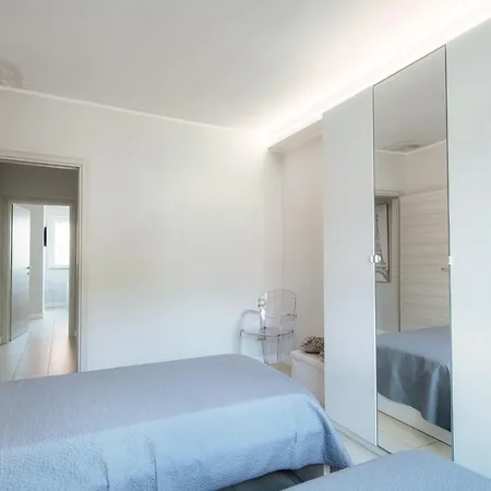 דירה Spacious Joivy Apt In Stunning *