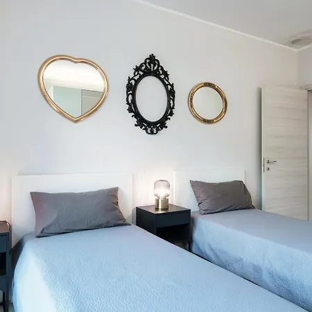 Spacious Joivy Apt In Stunning